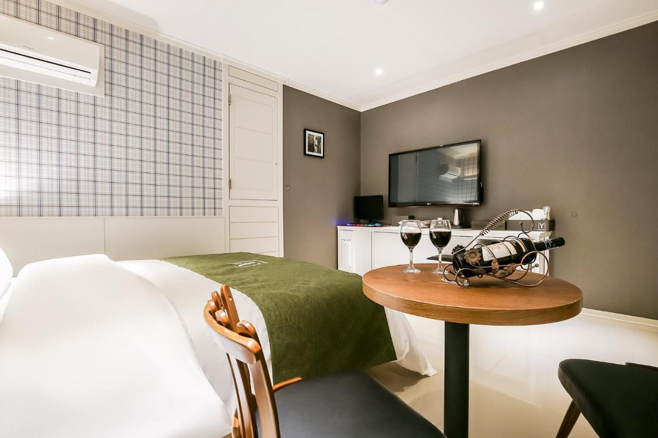 Yello Hotel Чеонджу Екстериор снимка