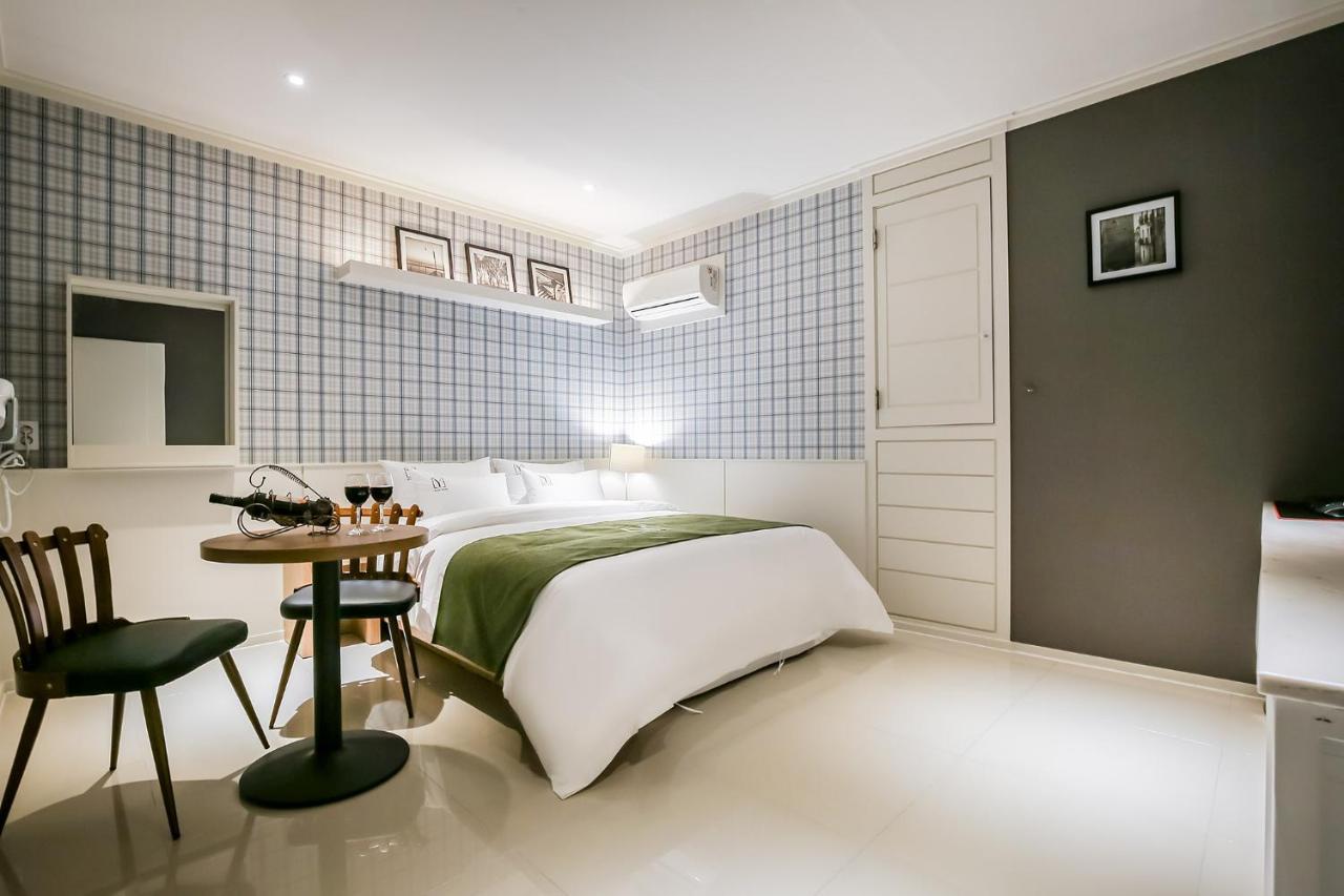 Yello Hotel Чеонджу Екстериор снимка