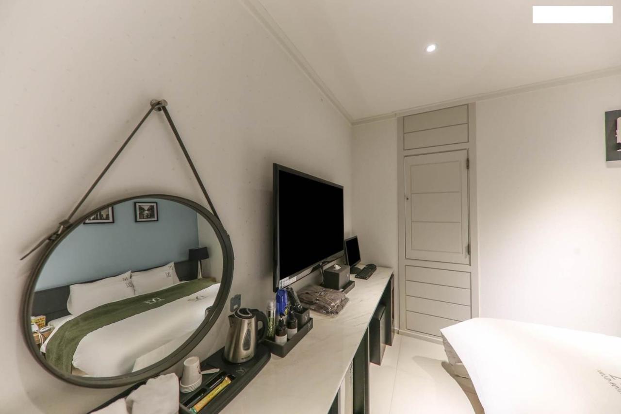 Yello Hotel Чеонджу Екстериор снимка