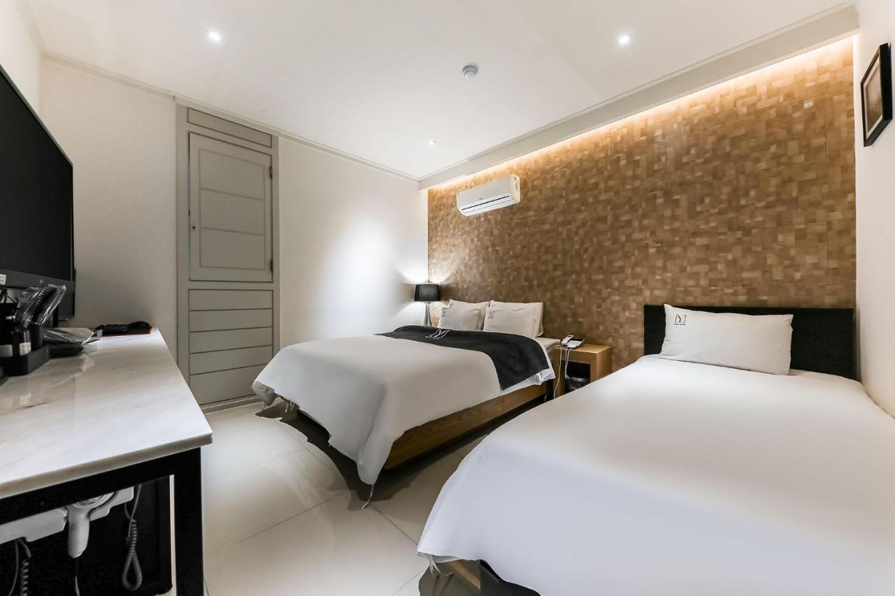 Yello Hotel Чеонджу Екстериор снимка